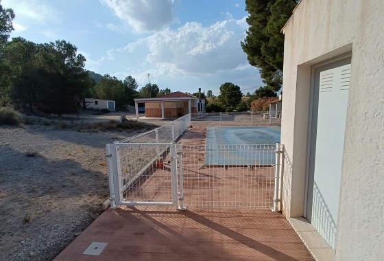 Resale - Freistehende Villa -
Yecla - Inland