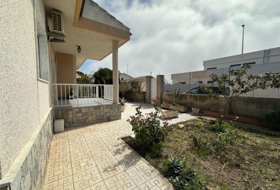 Sale - Detached Villa -
Los Alcazares - Las Lomas Del Rame-bahía Bella