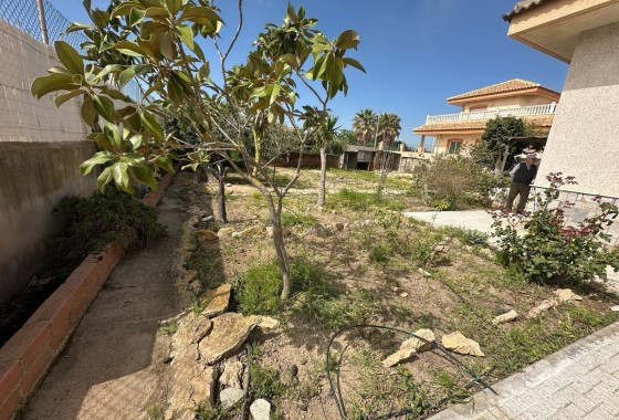 Sale - Detached Villa -
Los Alcazares - Las Lomas Del Rame-bahía Bella