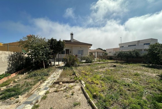 Sale - Detached Villa -
Los Alcazares - Las Lomas Del Rame-bahía Bella
