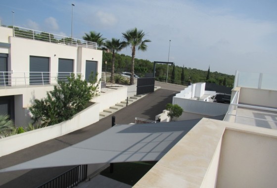 Revente - Villa Individuelle -
San Miguel de Salinas - Inland