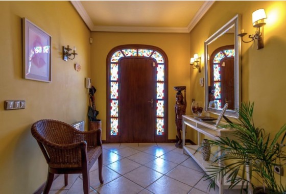 Herverkoop - Vrijstaande Villa -
La Mata - Costa Blanca