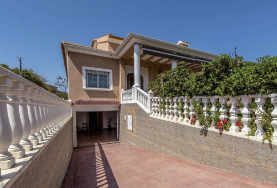 Herverkoop - Vrijstaande Villa -
La Mata - Costa Blanca