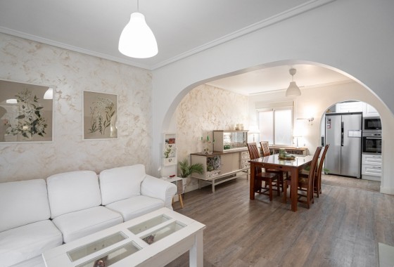 Resale - Stadthaus -
Gran Alacant - Costa Blanca