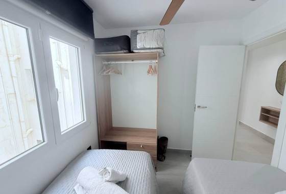 Revente - Appartement -
Torrevieja - La Mata