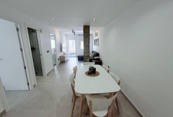 Revente - Appartement -
Torrevieja - La Mata