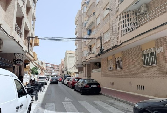 Revente - Appartement -
Torrevieja - La Mata