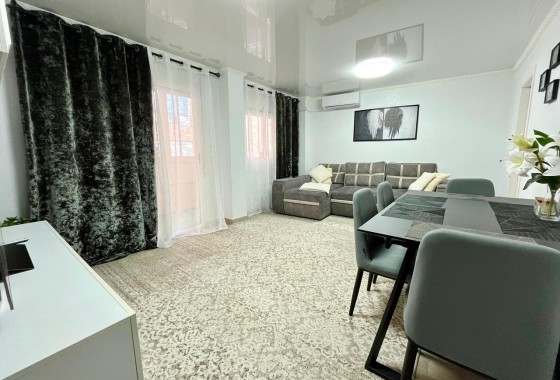 Revente - Appartement -
Torrevieja - Costa Blanca