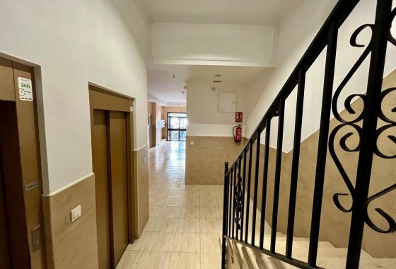 Revente - Appartement -
Torrevieja - Costa Blanca