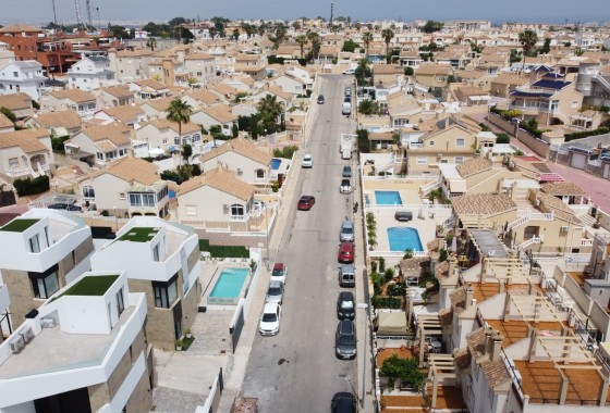 Sprzedaż -  -
Torrevieja - La Florida
