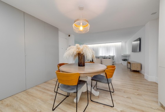 Venta - Apartamento / Piso -
Torrevieja - Playa del Cura