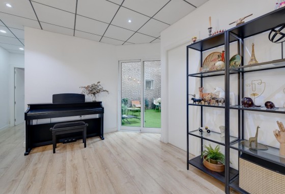 Venta - Apartamento / Piso -
Torrevieja - Playa del Cura