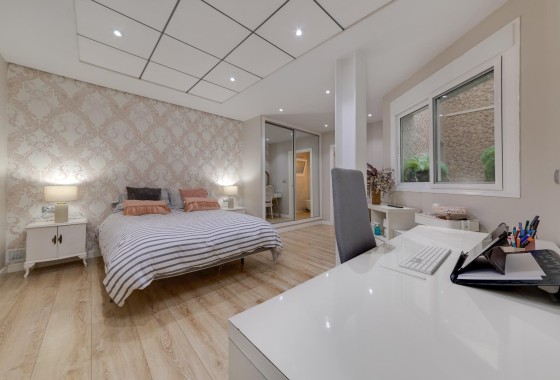 Venta - Apartamento / Piso -
Torrevieja - Playa del Cura
