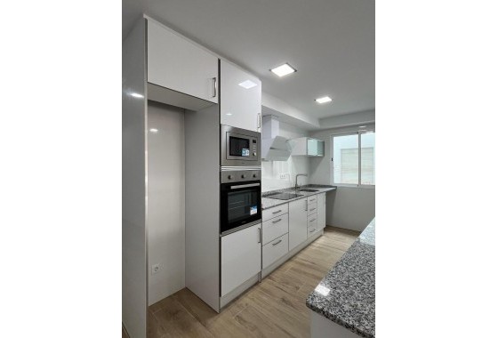 Herverkoop - Appartement / Flat -
Torrevieja - La Mata