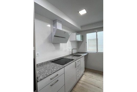 Herverkoop - Appartement / Flat -
Torrevieja - La Mata