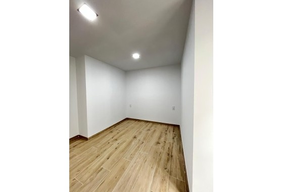 Herverkoop - Appartement / Flat -
Torrevieja - La Mata