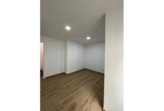 Herverkoop - Appartement / Flat -
Torrevieja - La Mata