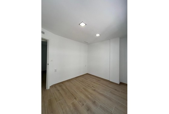 Herverkoop - Appartement / Flat -
Torrevieja - La Mata