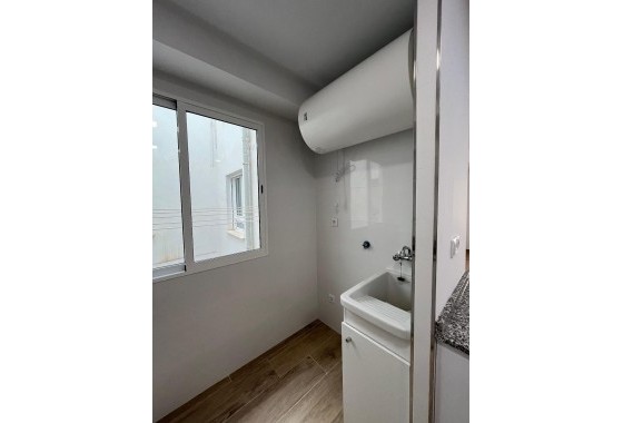 Herverkoop - Appartement / Flat -
Torrevieja - La Mata
