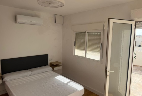 Sale - Town house -
Torrevieja - La Siesta - El Salado - Torreta