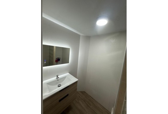 Sale - Town house -
Torrevieja - La Siesta - El Salado - Torreta