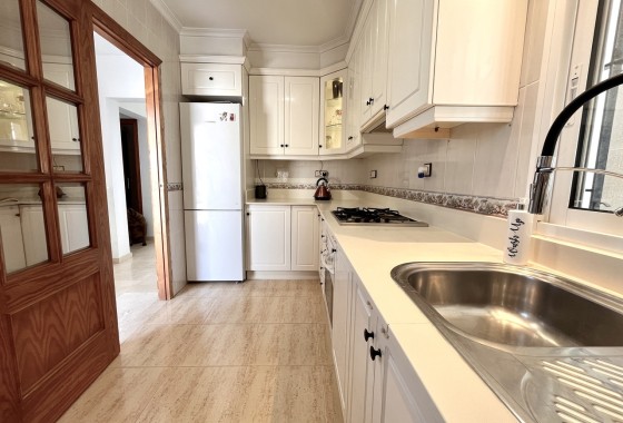 Resale - Freistehende Villa -
San Miguel de Salinas - Inland