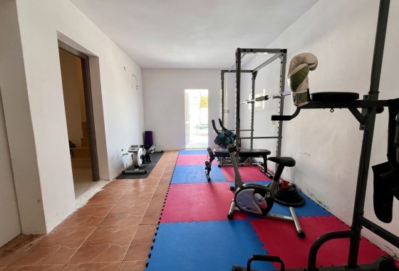 Resale - Freistehende Villa -
San Miguel de Salinas - Inland