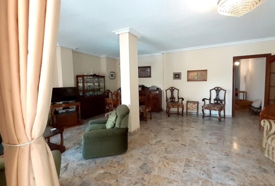 Resale - Wohnung / Appartement -
Torrevieja