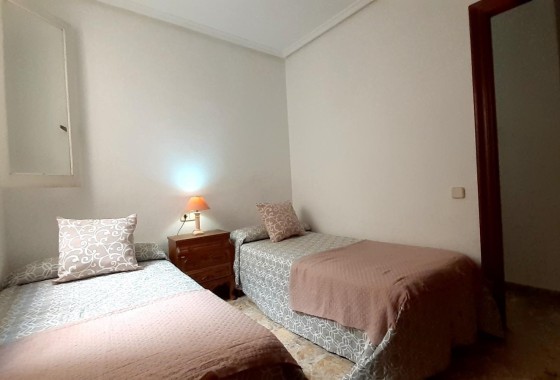Resale - Wohnung / Appartement -
Torrevieja