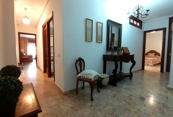 Resale - Wohnung / Appartement -
Torrevieja