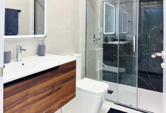 Herverkoop - Appartement / Flat -
Torrevieja - Playa del Cura