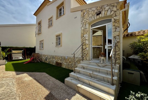 Sprzedaż - Willa wolnostojąca -
Orihuela Costa - Costa Blanca