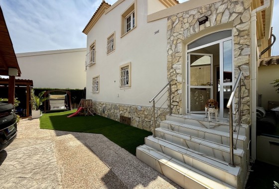 Sprzedaż - Willa wolnostojąca -
Orihuela Costa - Costa Blanca