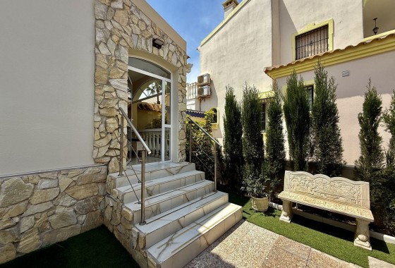 Sprzedaż - Willa wolnostojąca -
Orihuela Costa - Costa Blanca