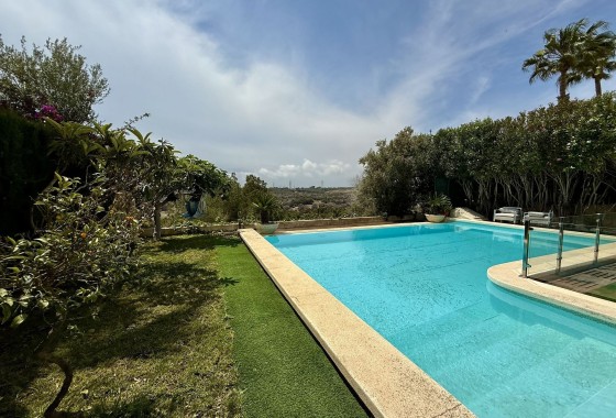 Sprzedaż - Willa wolnostojąca -
Orihuela Costa - Costa Blanca