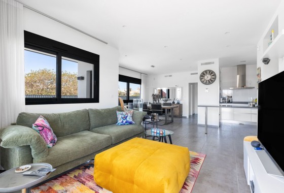Resale - Freistehende Villa -
Torrevieja - Rosaleda