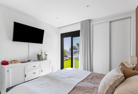 Resale - Freistehende Villa -
Torrevieja - Rosaleda