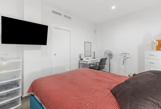 Resale - Freistehende Villa -
Torrevieja - Rosaleda
