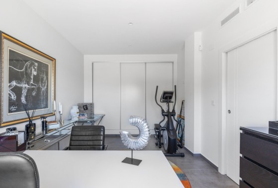 Resale - Freistehende Villa -
Torrevieja - Rosaleda