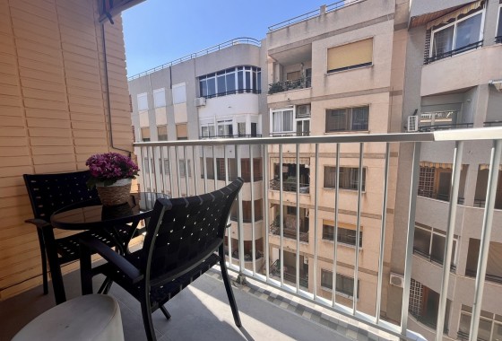 Herverkoop - Appartement / Flat -
Torrevieja - Costa Blanca