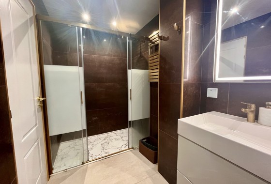 Herverkoop - Appartement / Flat -
Torrevieja - Costa Blanca
