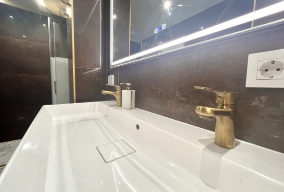 Herverkoop - Appartement / Flat -
Torrevieja - Costa Blanca
