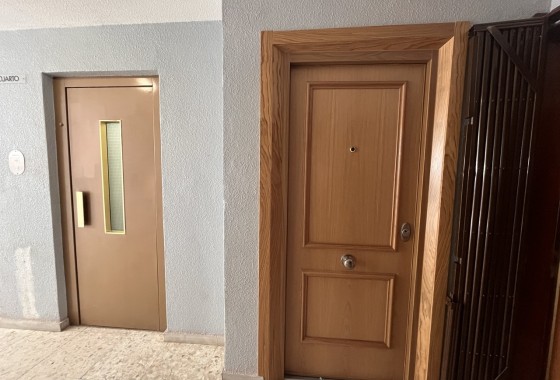 Herverkoop - Appartement / Flat -
Torrevieja - Costa Blanca