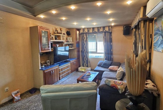 Sprzedaż - Apartament / Mieszkanie -
Torrevieja - CENTRE