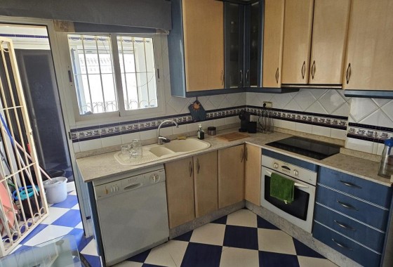Sprzedaż - Apartament / Mieszkanie -
Torrevieja - CENTRE