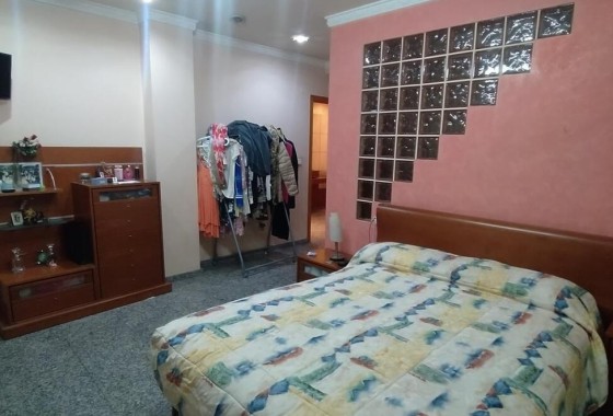 Sprzedaż - Apartament / Mieszkanie -
Torrevieja - CENTRE