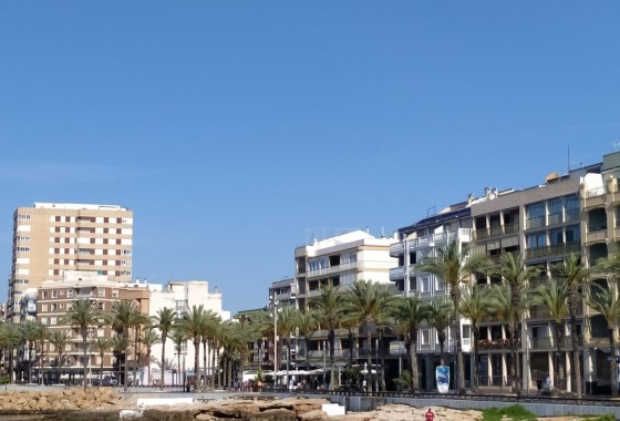 Sprzedaż - Apartament / Mieszkanie -
Torrevieja - CENTRE