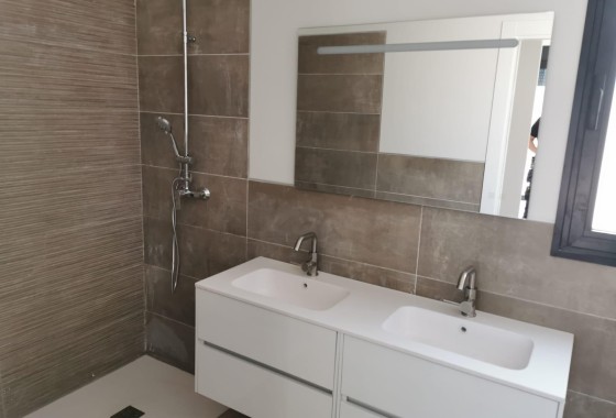 Resale - Freistehende Villa -
Pinoso - Inland