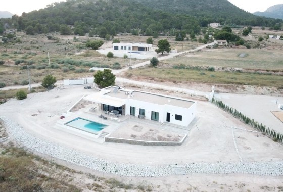 Resale - Freistehende Villa -
Pinoso - Inland