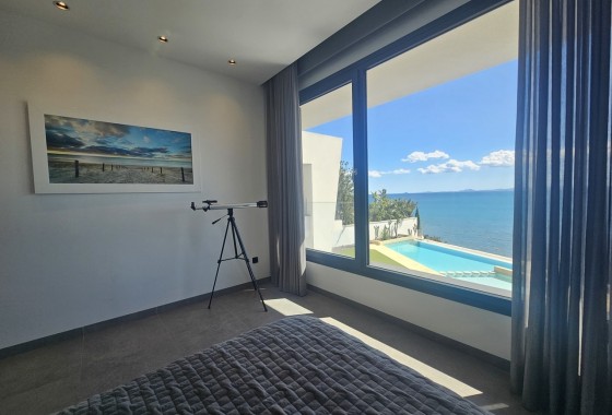 Venta - Chalet Independiente -
Cabo Roig - Costa Blanca
